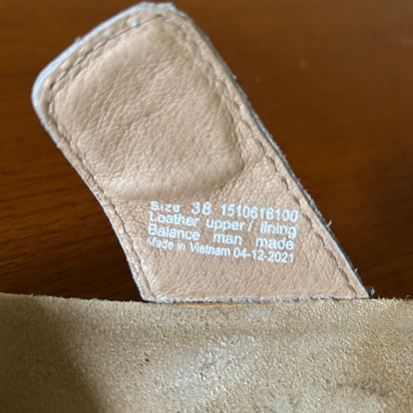 Dansko Women's Maddy Slip-On Sandal Gray, Size 38‎ (8 US) Leather Wedge - Picture 5 of 8